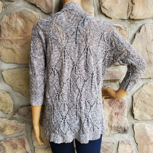 FOREVER 21 | Gray Cover-Up Sweater Shawl - Picture 4 of 7